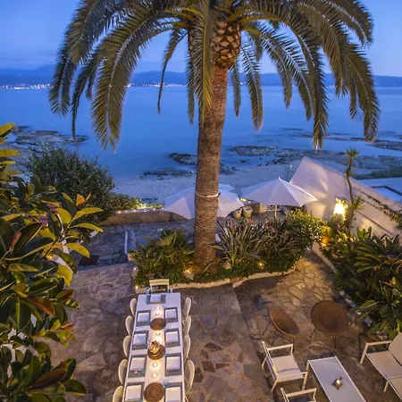 The Ideal Waterfront Vacation In Holiday home Ajaccio (Corsica)